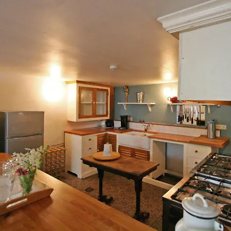 Holiday home Splendid In With Sauna *